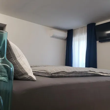 Vinomare Bed & Breakfast